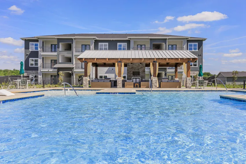 Resort-style pool and amenities